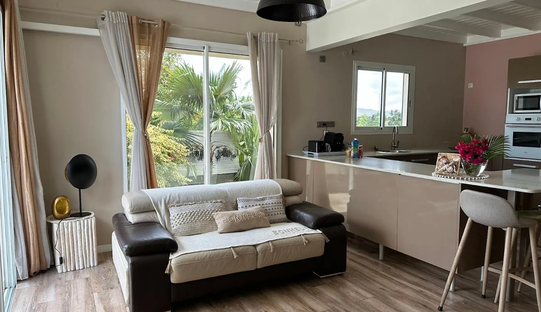 Villa 4 Etoiles Mwoodsuite Martiniquesun - Coquet & Central Avec Piscine Et Jardin Prive Le Lamentin 0*,