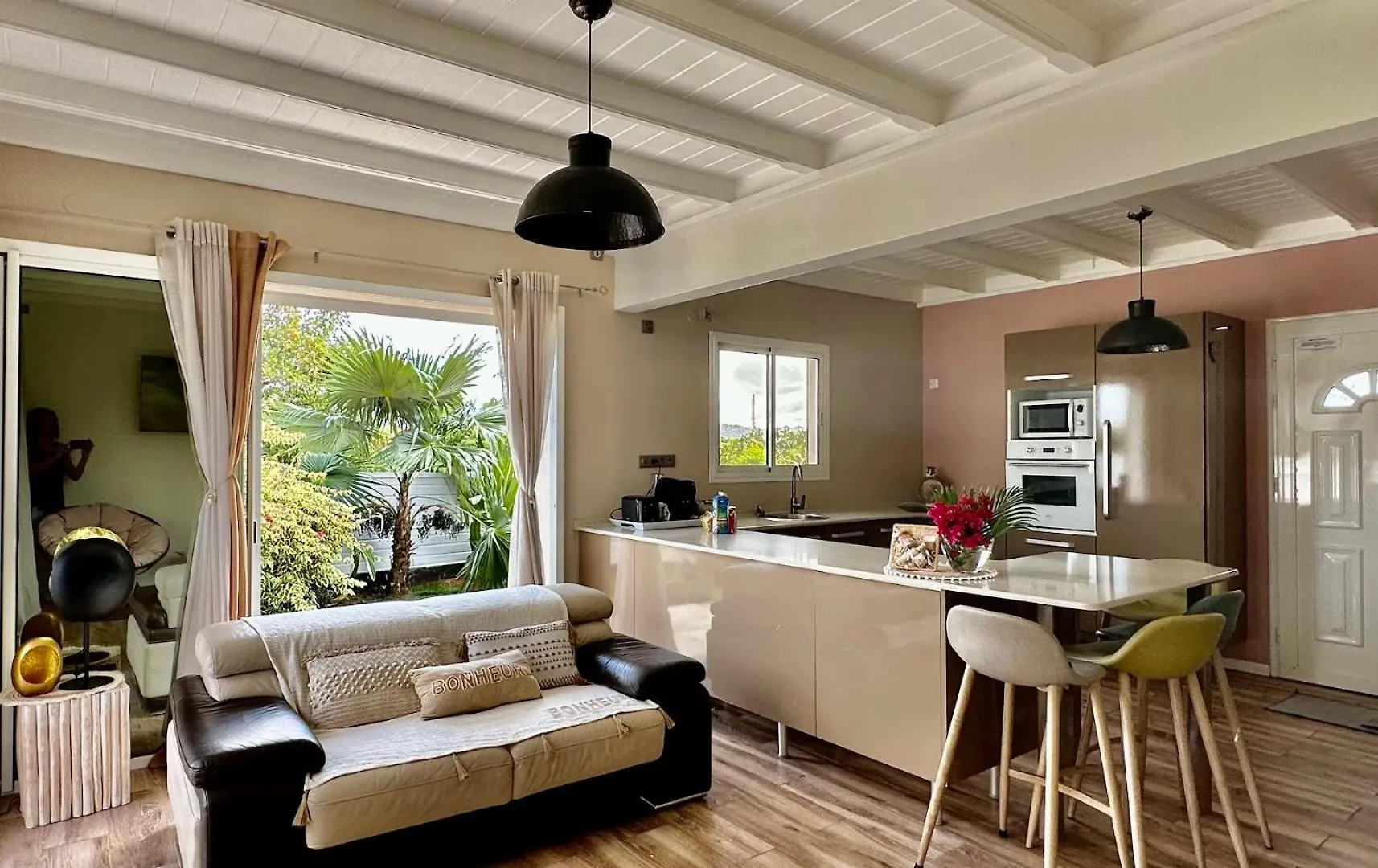 Villa 4 Etoiles Mwoodsuite Martiniquesun - Coquet & Central Avec Piscine Et Jardin Prive Le Lamentin Semesterbostad