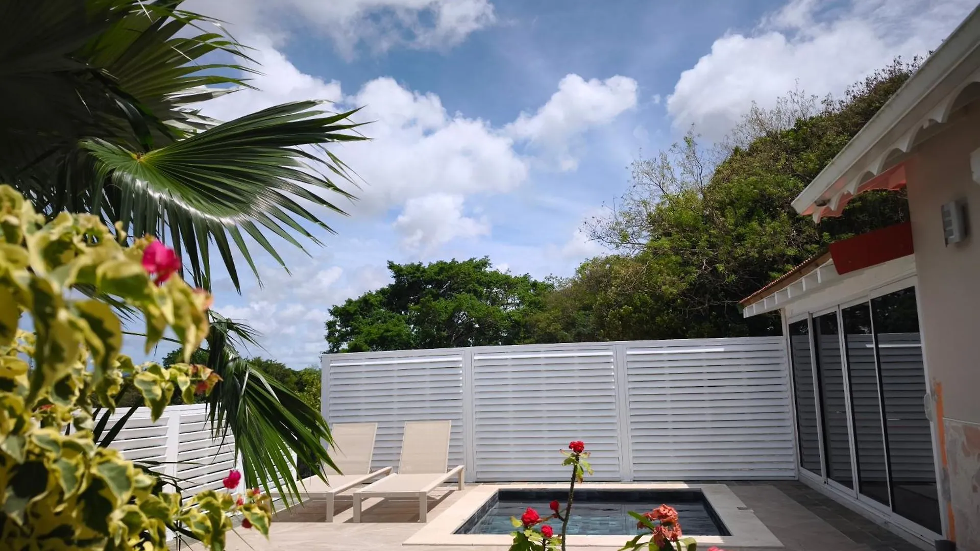 Villa 4 Etoiles Mwoodsuite Martiniquesun - Coquet & Central Avec Piscine Et Jardin Prive Le Lamentin 0*,  Martinique