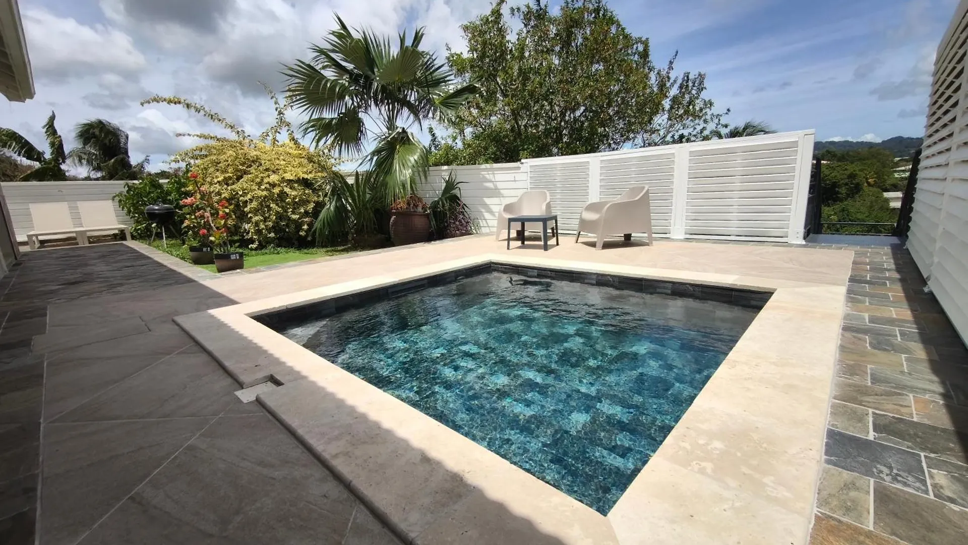 Villa 4 Etoiles Mwoodsuite Martiniquesun - Coquet & Central Avec Piscine Et Jardin Prive Le Lamentin Martinique